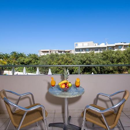 Dias Hotel Apartments Agia Marina Esterno foto