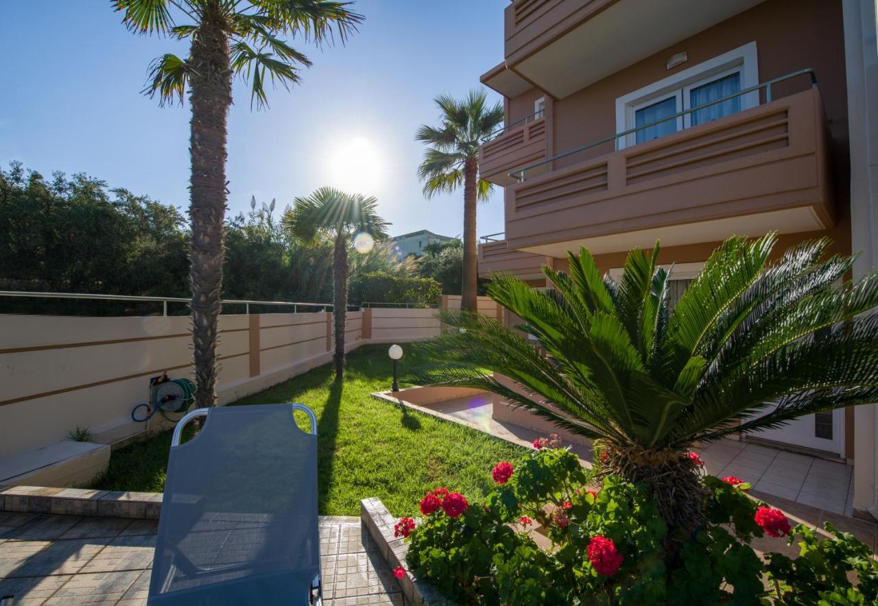 Dias Hotel Apartments Agia Marina Esterno foto