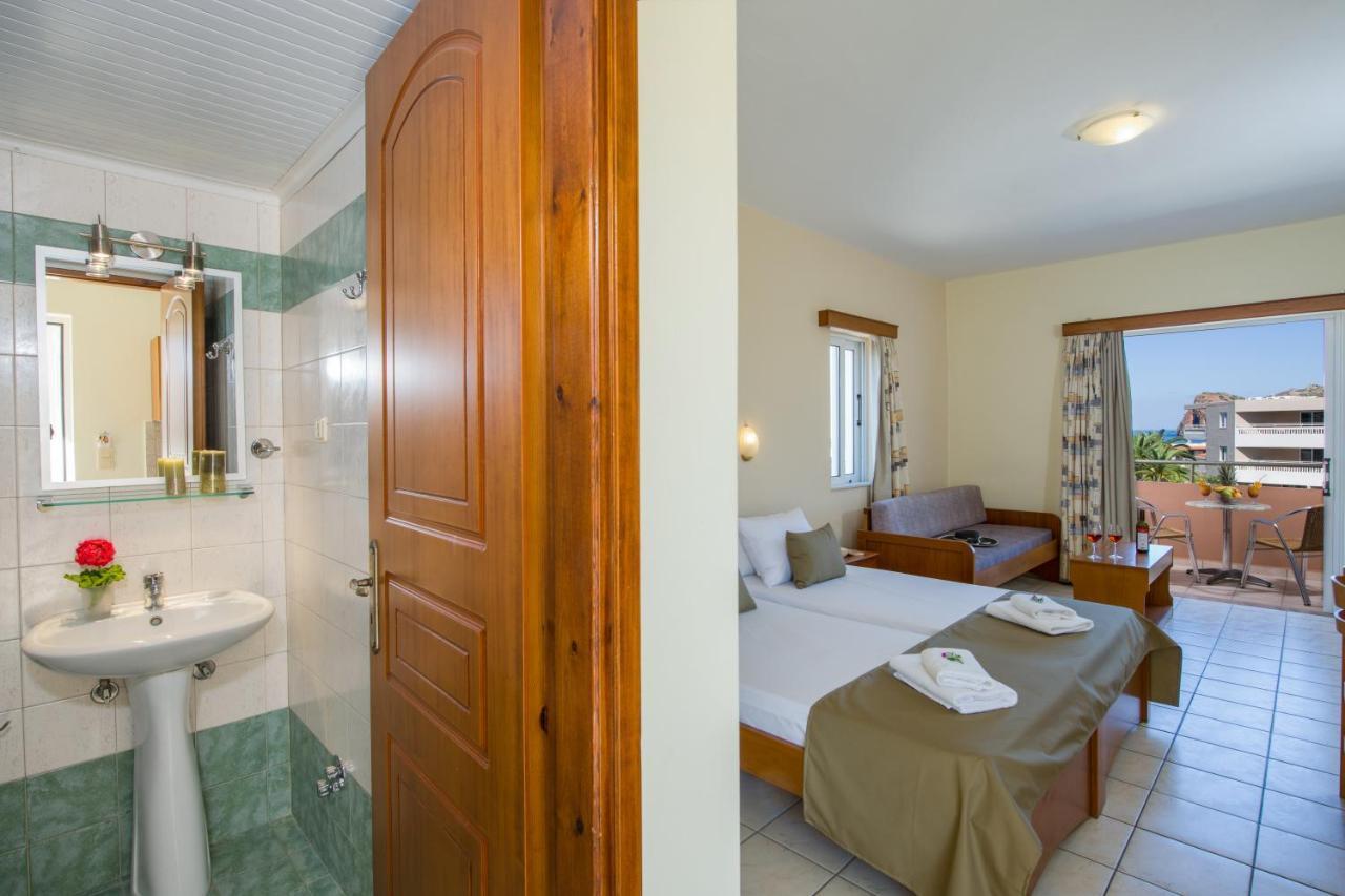 Dias Hotel Apartments Agia Marina Esterno foto