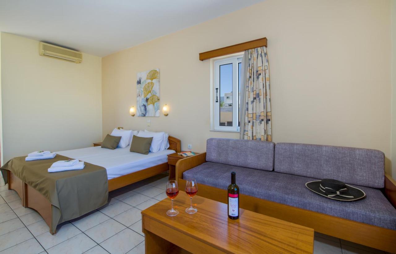 Dias Hotel Apartments Agia Marina Esterno foto