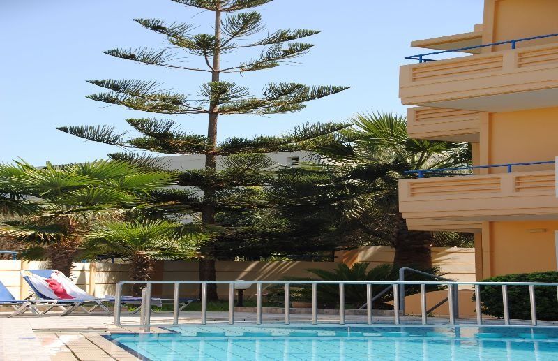 Dias Hotel Apartments Agia Marina Esterno foto