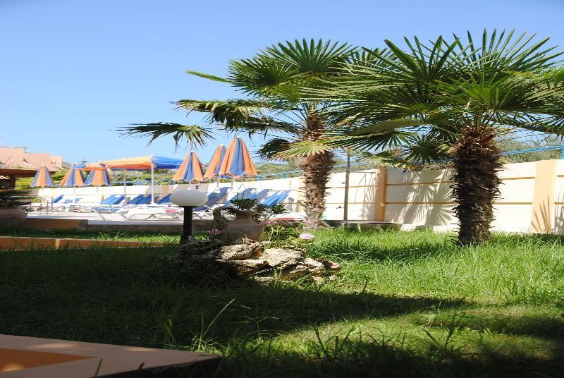 Dias Hotel Apartments Agia Marina Esterno foto